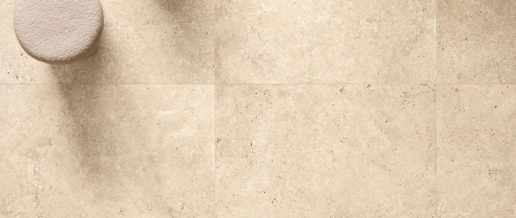 Travertine effect floor