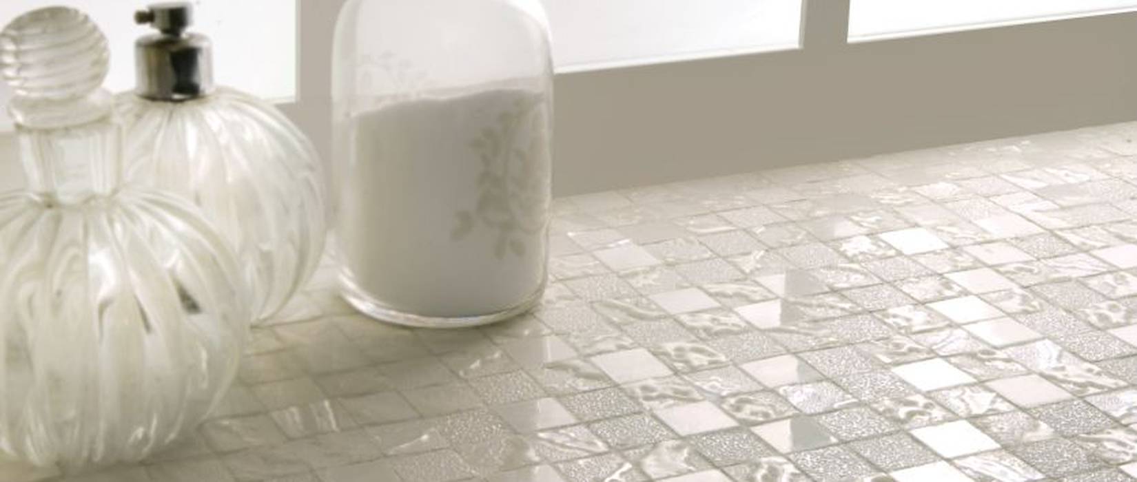 Mosaic tiles for bathrooms and kitchens