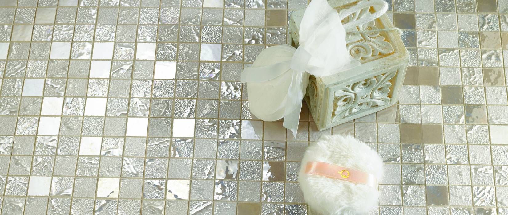 Mosaic tiles for bathrooms and kitchens