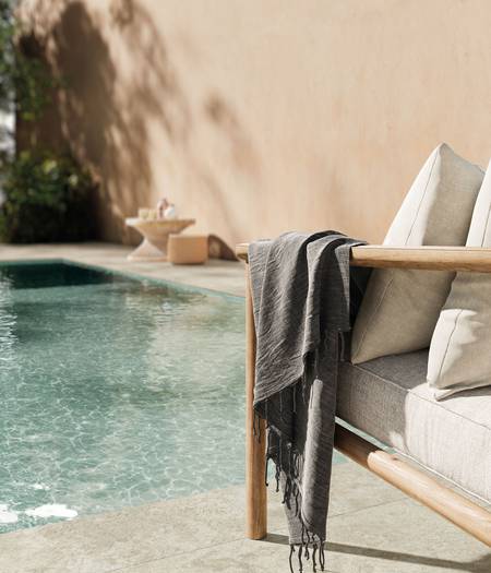 Frost resistant outdoor flooring