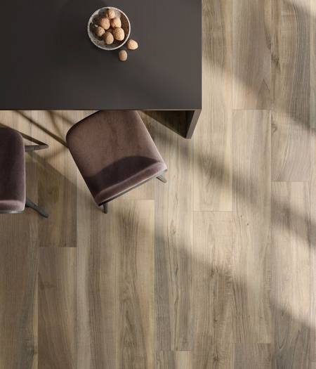 Walnut wood effect porcelain stoneware