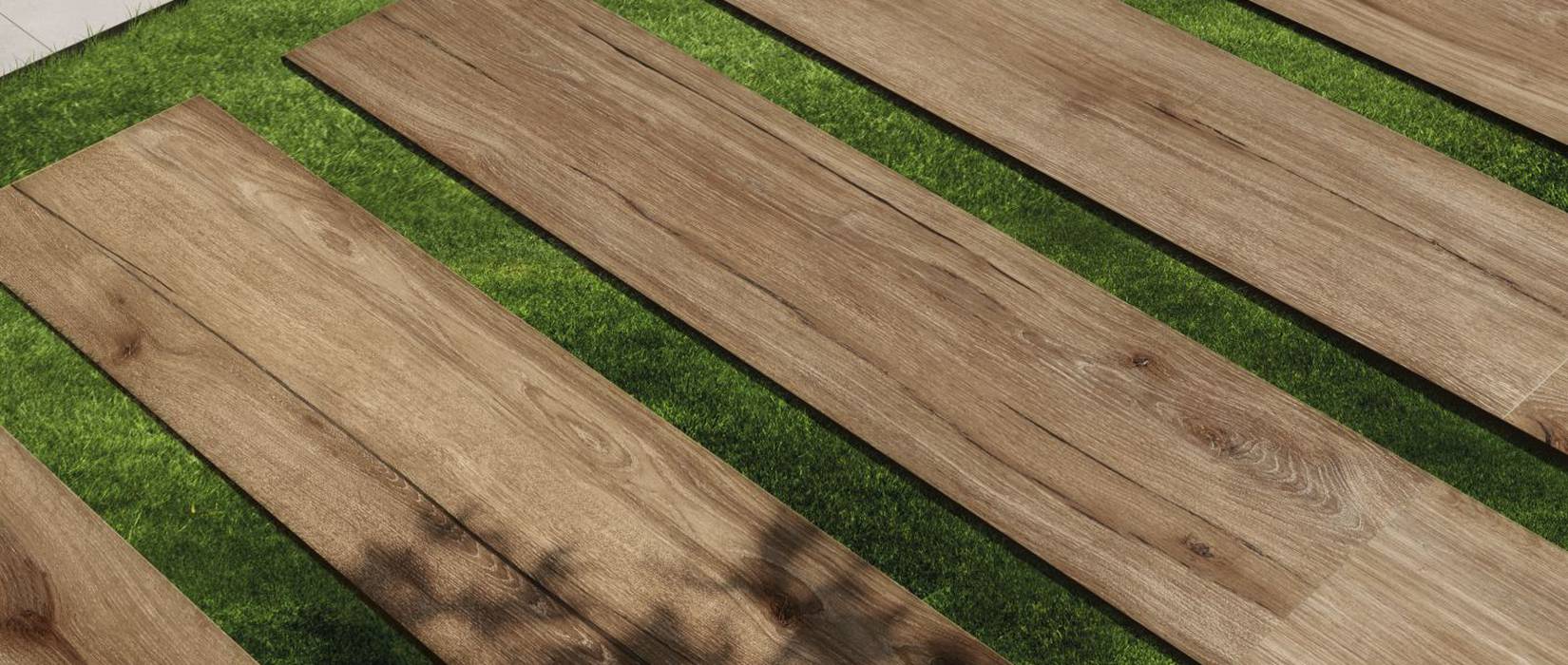 Thick wood effect planks for outdoors