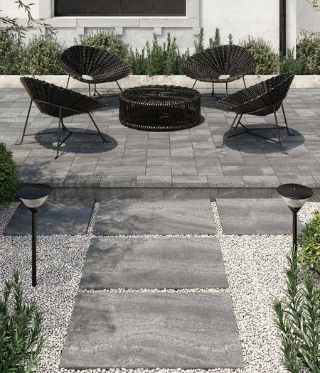 Porcelain stoneware paving project with excellent non-slip properties